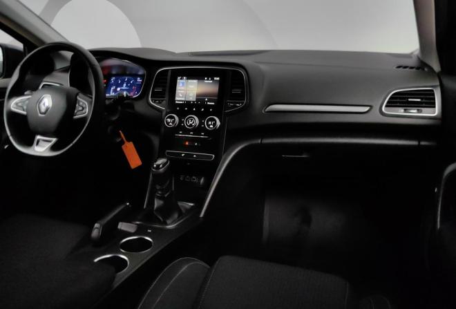 Renault Megane IV Рестайлинг с пробегом 2021 года, цена 1 599 000 рублей, 138238 км, универсал, Автокод Объявления