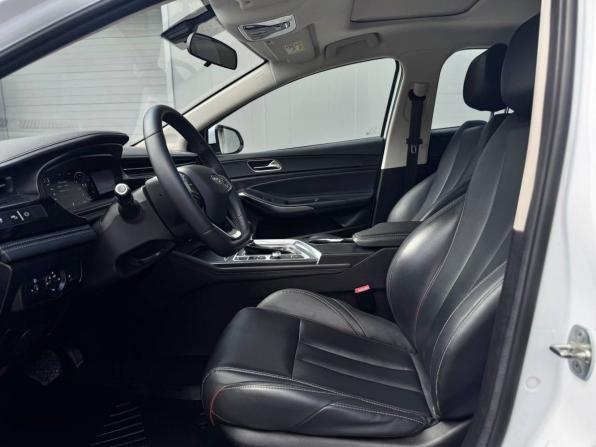 Omoda S5 с пробегом 2023 года, цена 1 150 000 рублей, 48765 км, седан, Автокод Объявления