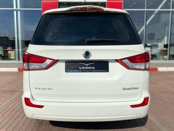 SsangYong Stavic с пробегом 2013 года, цена 1 250 000 рублей, 250000 км, минивэн, Автокод Объявления