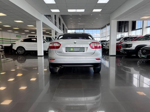 Renault Fluence I с пробегом 2010 года, цена 625 000 рублей, 256573 км, седан, Автокод Объявления
