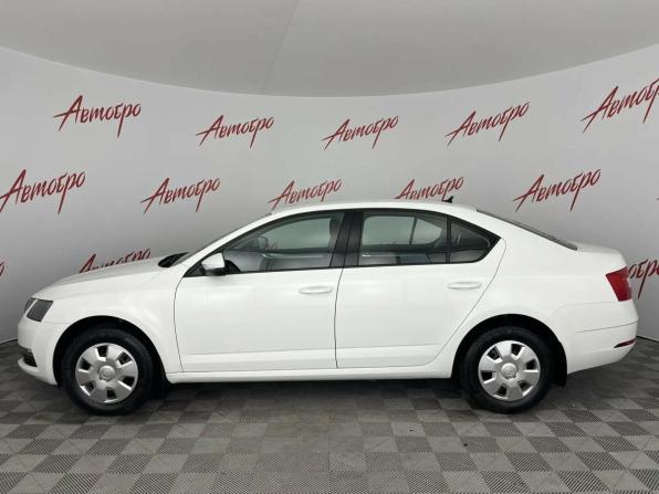 Skoda Octavia III (A7) Рестайлинг с пробегом 2020 года, цена 1 845 000 рублей, 60108 км, лифтбек, Автокод Объявления