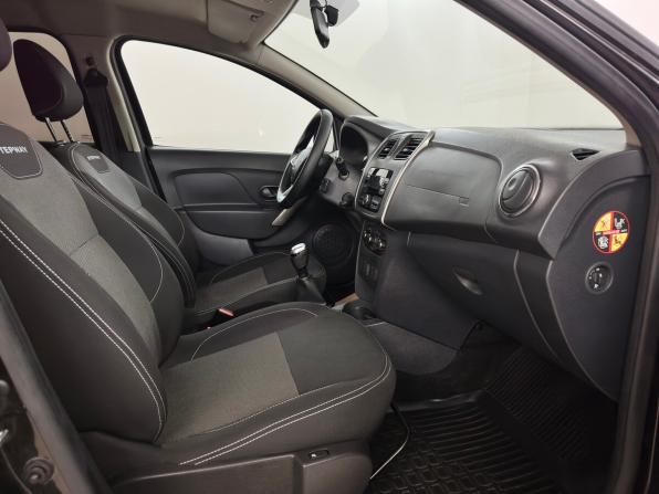 Renault Logan II Рестайлинг с пробегом 2021 года, цена 1 155 000 рублей, 131915 км, седан, Автокод Объявления
