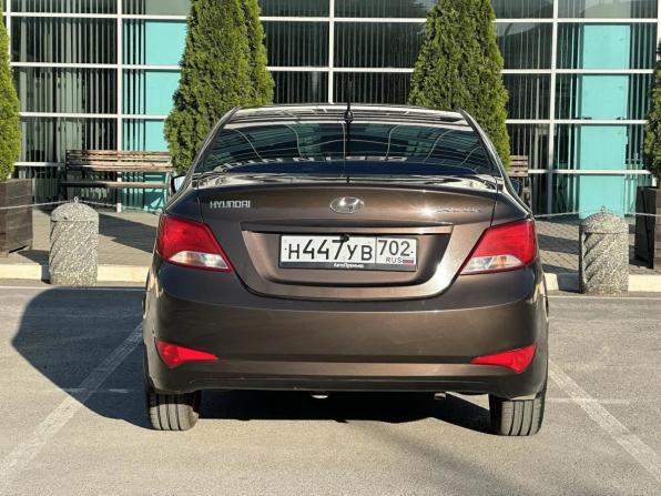 Hyundai Solaris I Рестайлинг с пробегом 2015 года, цена 1 050 000 рублей, 160000 км, седан, Автокод Объявления