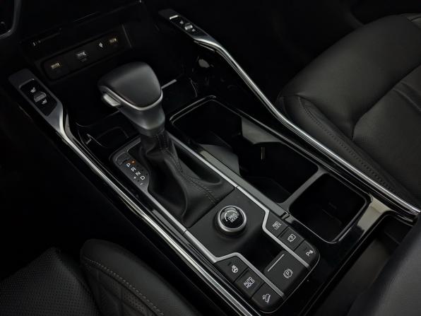 Kia Sorento IV с пробегом 2022 года, цена 3 800 000 рублей, 78360 км, внедорожник, Автокод Объявления