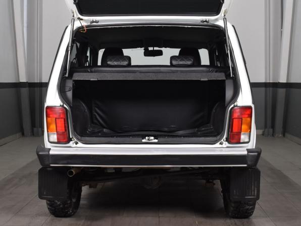 Lada (ВАЗ) Niva Legend I с пробегом 2023 года, цена 950 995 рублей, 5019 км, внедорожник, Автокод Объявления