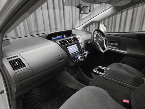 Toyota Prius Alpha I (ZVW40/41) с пробегом 2011 года, цена 980 000 рублей, 233488 км, универсал, Автокод Объявления