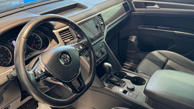 Volkswagen Teramont I с пробегом 2018 года, цена 2 899 500 рублей, 178706 км, внедорожник, Автокод Объявления
