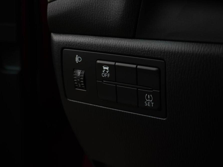 Mazda 3 III (BM) Рестайлинг Воронеж  - изображение 13