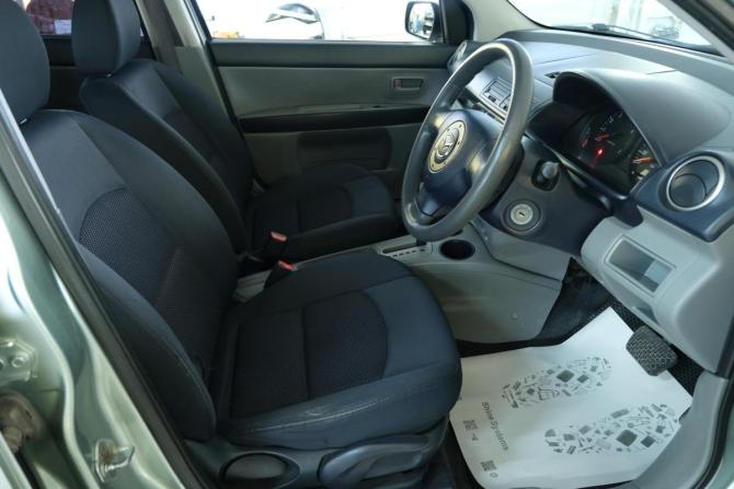 Mazda Demio II (DY) с пробегом 2003 года, цена 319 000 рублей, 284640 км, хэтчбек, Автокод Объявления