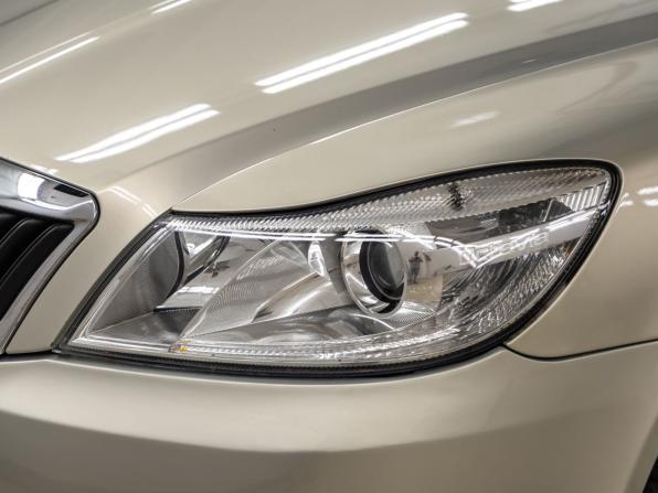 Skoda Octavia II (A5) Рестайлинг с пробегом 2012 года, цена 1 048 000 рублей, 179665 км, лифтбек, Автокод Объявления