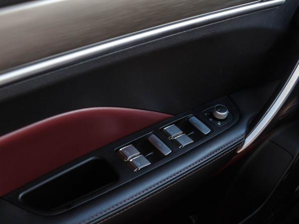 Geely Coolray I с пробегом 2022 года, цена 1 390 000 рублей, 154066 км, внедорожник, Автокод Объявления