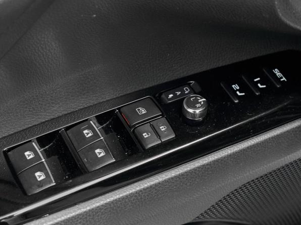 Toyota Camry VIII (XV70) с пробегом 2019 года, цена 2 730 000 рублей, 156430 км, седан, Автокод Объявления