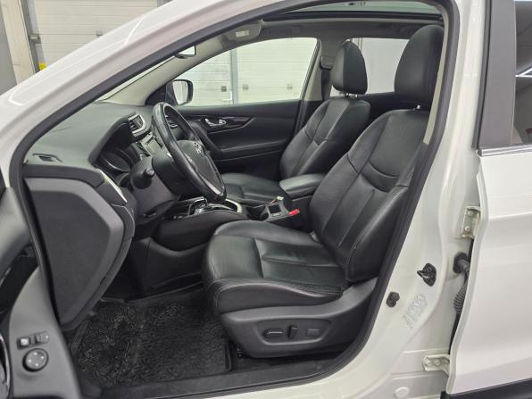 Nissan Qashqai II с пробегом 2018 года, цена 1 775 000 рублей, 152000 км, внедорожник, Автокод Объявления