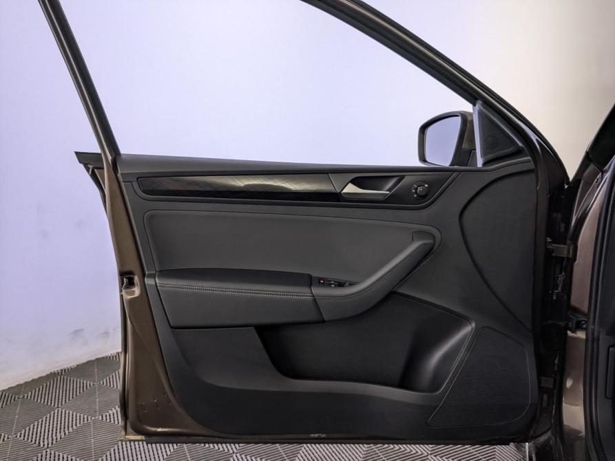 Volkswagen Polo VI Москва  - изображение 19