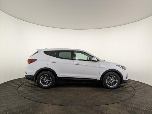 Hyundai Santa Fe III Рестайлинг с пробегом 2017 года, цена 2 450 000 рублей, 132470 км, внедорожник, Автокод Объявления