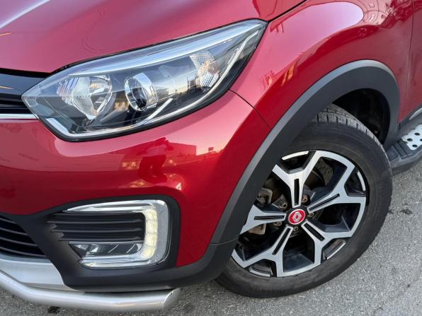 Renault Kaptur I с пробегом 2018 года, цена 1 250 000 рублей, 154113 км, внедорожник, Автокод Объявления