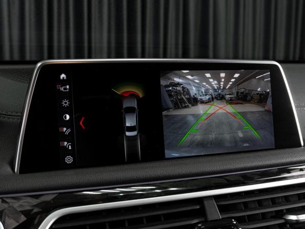 BMW 7 серии VI (G11/G12) с пробегом 2018 года, цена 4 099 000 рублей, 119424 км, седан, Автокод Объявления