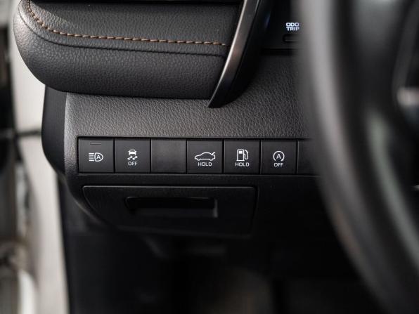 Toyota Camry VIII (XV70) Рестайлинг с пробегом 2021 года, цена 3 550 000 рублей, 59617 км, седан, Автокод Объявления