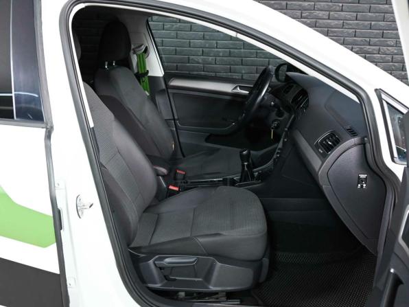 Volkswagen Golf VII с пробегом 2014 года, цена 1 160 000 рублей, 211299 км, хэтчбек, Автокод Объявления