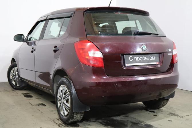 Skoda Fabia II Рестайлинг с пробегом 2012 года, цена 299 000 рублей, 256000 км, хэтчбек, Автокод Объявления