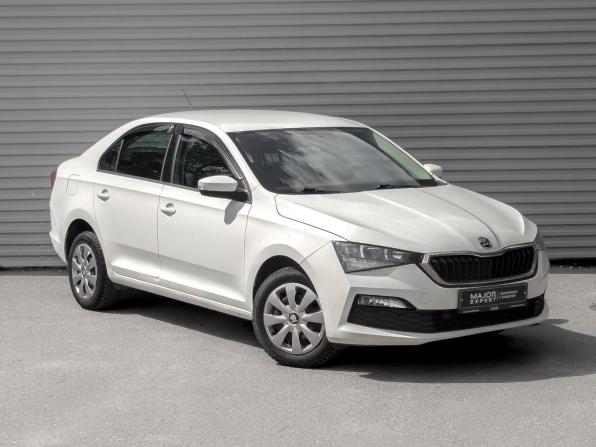 Skoda Rapid II с пробегом 2021 года, цена 1 200 000 рублей, 153264 км, лифтбек, Автокод Объявления