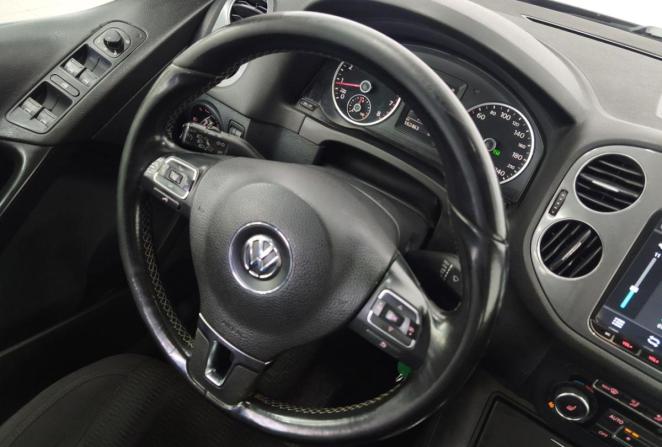 Volkswagen Tiguan I Рестайлинг с пробегом 2014 года, цена 1 369 000 рублей, 162463 км, внедорожник, Автокод Объявления