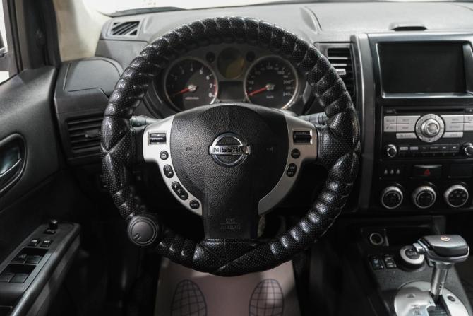 Nissan X-Trail II с пробегом 2010 года, цена 1 299 000 рублей, 240000 км, внедорожник, Автокод Объявления
