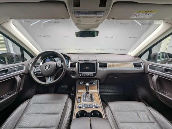 Volkswagen Touareg II Рестайлинг с пробегом 2016 года, цена 3 157 000 рублей, 193254 км, внедорожник, Автокод Объявления