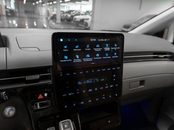 Hyundai Staria I с пробегом 2024 года, цена 6 200 000 рублей, 35945 км, минивэн, Автокод Объявления