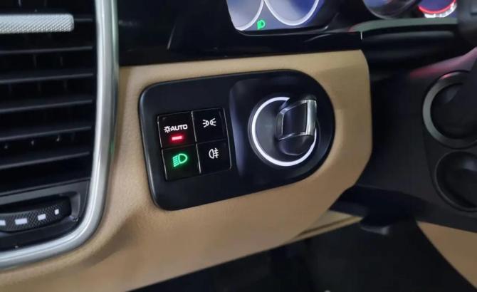 Porsche Cayenne III с пробегом 2018 года, цена 5 100 000 рублей, 143802 км, внедорожник, Автокод Объявления