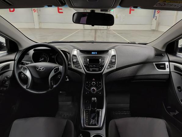 Hyundai Elantra V (MD) Рестайлинг с пробегом 2015 года, цена 1 090 000 рублей, 190590 км, седан, Автокод Объявления