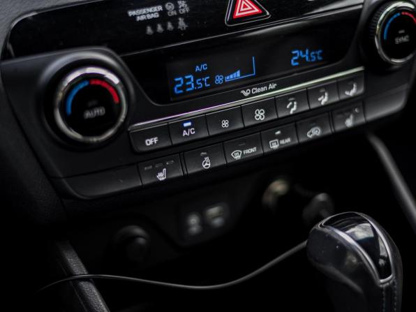 Hyundai Tucson III с пробегом 2015 года, цена 1 290 000 рублей, 192466 км, внедорожник, Автокод Объявления