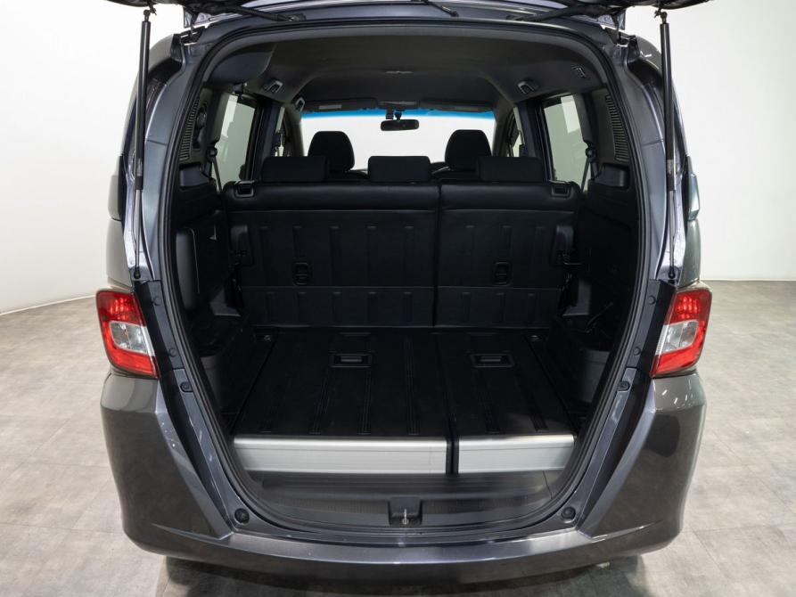 Honda Freed I Рестайлинг Чита  - изображение 14
