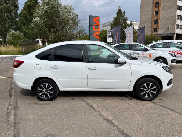 Lada (ВАЗ) Granta I Рестайлинг с пробегом 2024 года, цена 950 000 рублей, 21310 км, лифтбек, Автокод Объявления