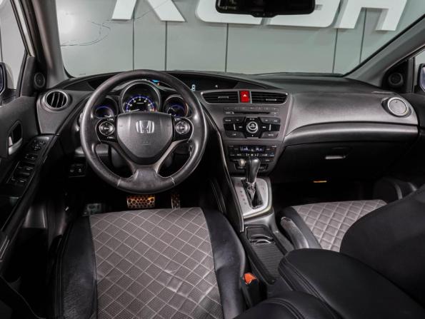 Honda Civic IX с пробегом 2014 года, цена 1 199 000 рублей, 246624 км, хэтчбек, Автокод Объявления