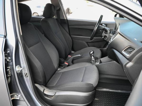 Hyundai Solaris II с пробегом 2017 года, цена 1 249 000 рублей, 138784 км, седан, Автокод Объявления