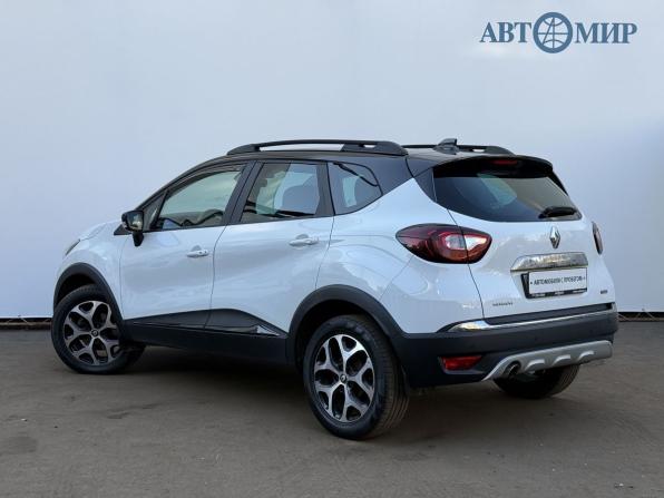 Renault Kaptur I с пробегом 2017 года, цена 1 460 000 рублей, 100433 км, внедорожник, Автокод Объявления