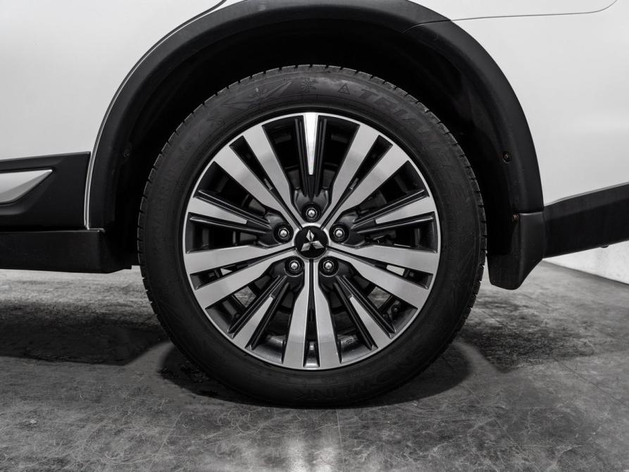 Mitsubishi Outlander III Рестайлинг 3 Иркутск  - изображение 23