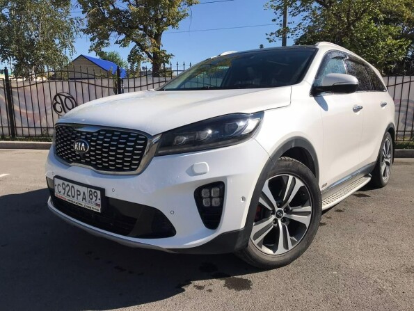 Kia Sorento 2018 Р±РµР»С‹Р№