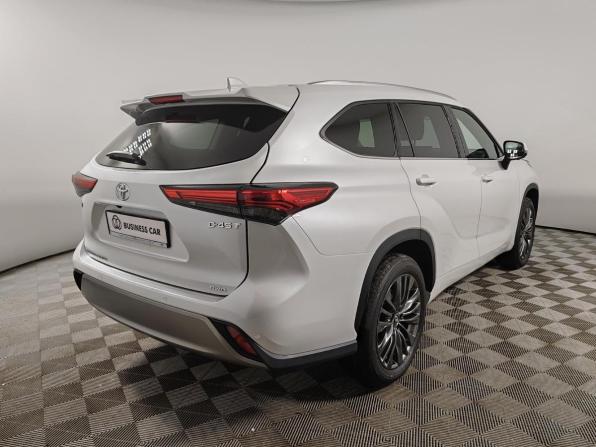 Toyota Highlander IV (XU70) с пробегом 2026 года, цена 5 899 000 рублей, 15 км, внедорожник, Автокод Объявления