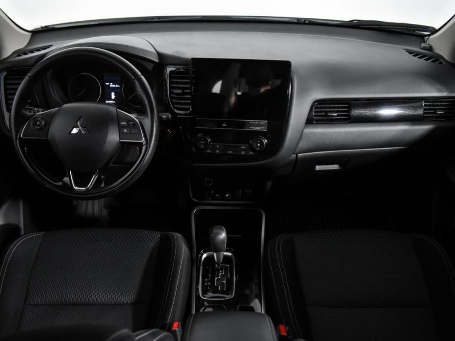 Mitsubishi Outlander III Рестайлинг 3 Санкт-Петербург  - изображение 15