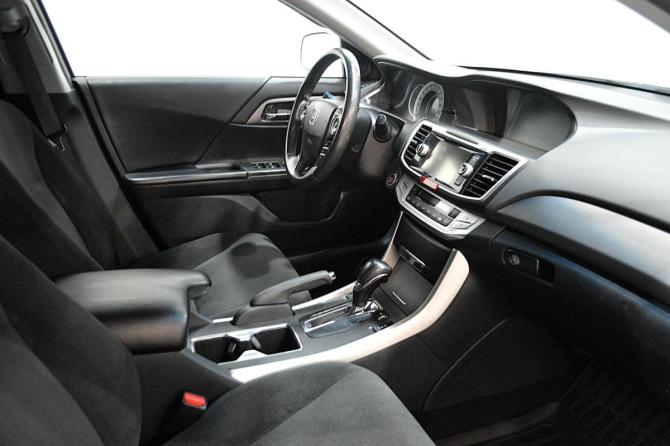 Honda Accord IX с пробегом 2013 года, цена 1 350 000 рублей, 256333 км, седан, Автокод Объявления