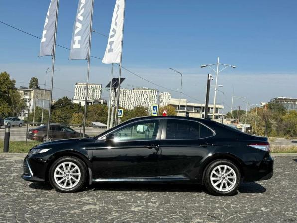 Toyota Camry VIII (XV70) Рестайлинг с пробегом 2021 года, цена 2 200 000 рублей, 230961 км, седан, Автокод Объявления