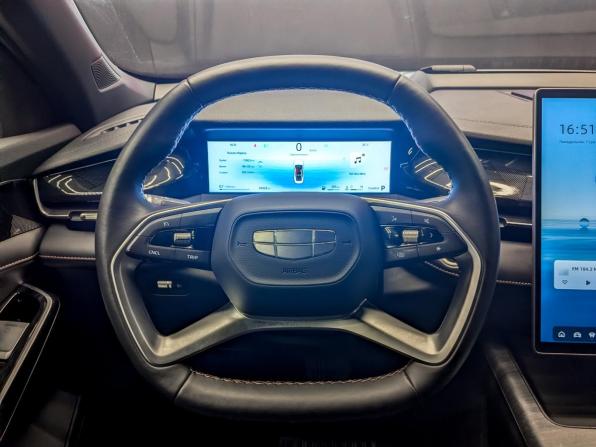 Geely Preface I с пробегом 2024 года, цена 2 670 000 рублей, 14420 км, седан, Автокод Объявления