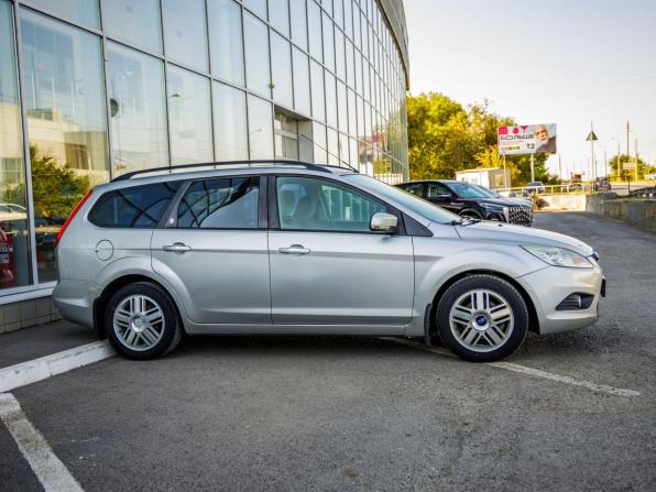 Ford Focus II Рестайлинг с пробегом 2009 года, цена 748 000 рублей, 227144 км, универсал, Автокод Объявления