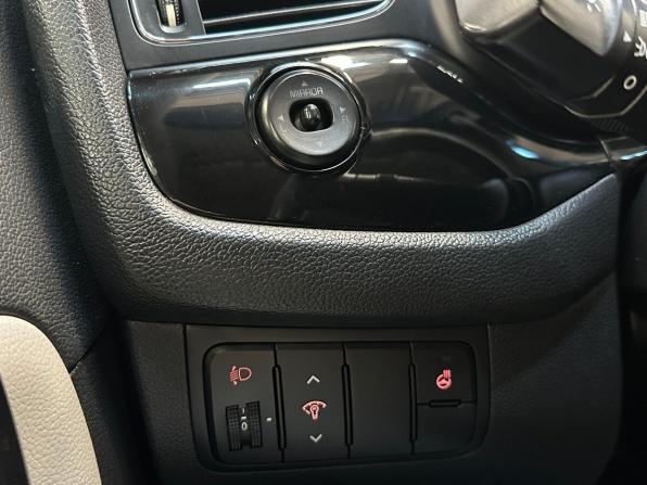 Kia Ceed II с пробегом 2013 года, цена 1 070 000 рублей, 175013 км, универсал, Автокод Объявления