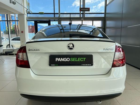 Skoda Rapid I Рестайлинг с пробегом 2018 года, цена 1 319 000 рублей, 124798 км, лифтбек, Автокод Объявления