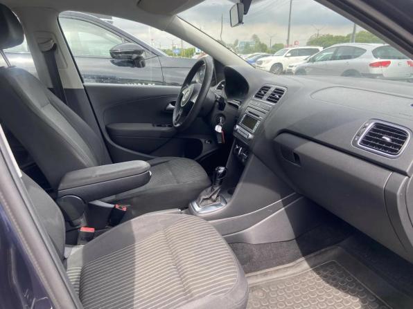 Volkswagen Polo V с пробегом 2010 года, цена 655 000 рублей, 186254 км, седан, Автокод Объявления