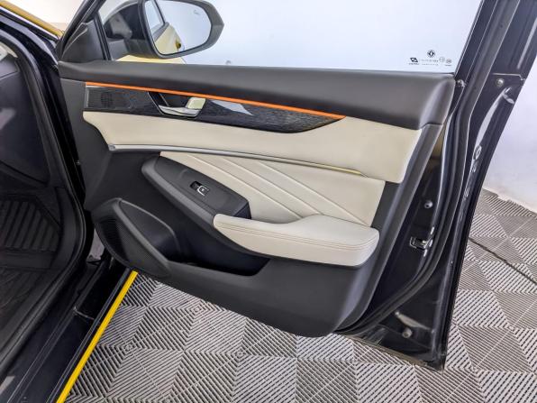 Dongfeng Shine Max с пробегом 2023 года, цена 1 625 000 рублей, 33172 км, седан, Автокод Объявления