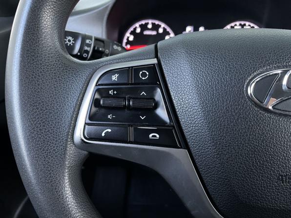 Hyundai Solaris II Рестайлинг с пробегом 2022 года, цена 1 590 000 рублей, 84087 км, седан, Автокод Объявления